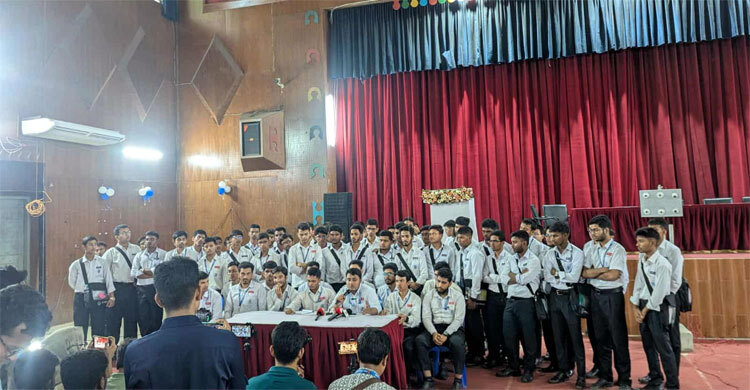 প্রস্তাবনা নিয়ে ঢাকা কলেজ উচ্চমাধ্যমিক শিক্ষার্থীদের উদ্বেগ