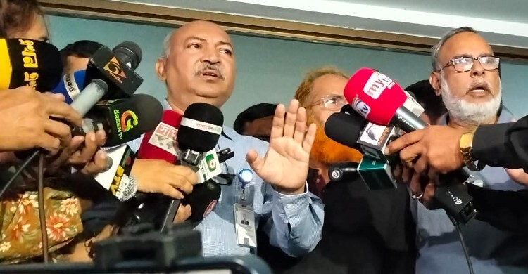 কক্ষে শ্বাসরুদ্ধকর পরিবেশের মতো পরিস্থিতি পাওয়া গেছে: স্বাস্থ্যের ডিজি