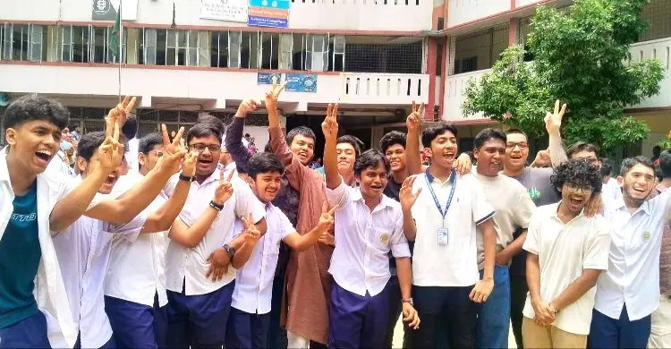 একাদশে ভর্তি ১৫ সেপ্টেম্বরের মধ্যে, ক্লাস শুরুর তারিখ ঘোষণা শিগগির