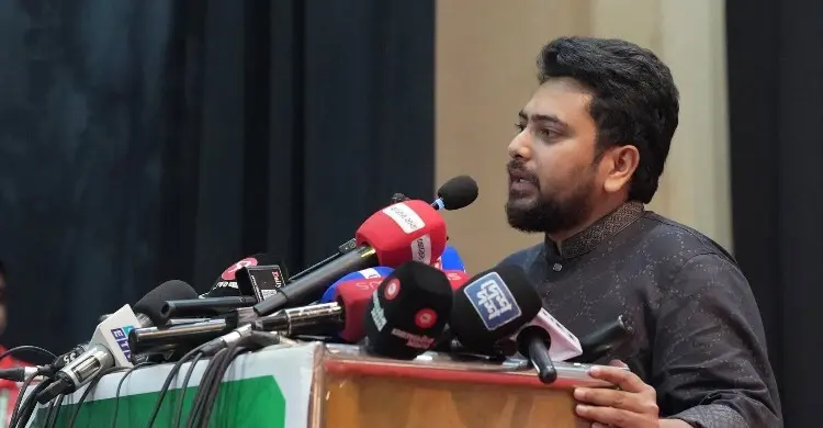 বিপ্লবের দুই বছর পরও সাধারণ মানুষের জীবনে স্বস্তি ফিরে আসেনি