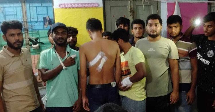 ফুটবল খেলা নিয়ে রাজেন্দ্র কলেজের হোস্টেলে হামলা, ১৬ ছাত্র আহত