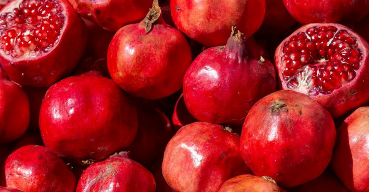 শীতকালের যে ১০ ফল ও সবজি অবশ্যই খাবেন