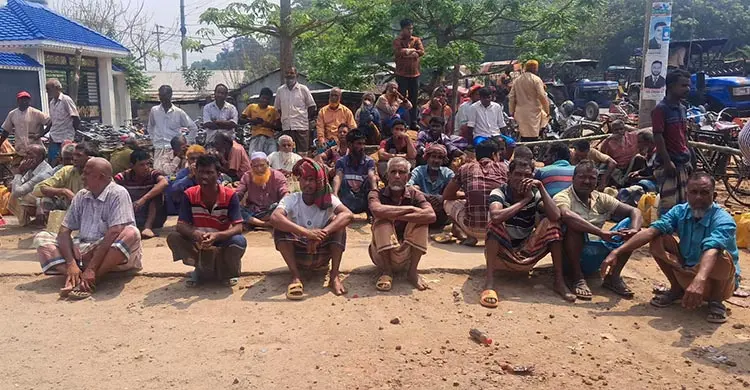 মেহেরপুরে জ্বালানি তেলের তীব্র সংকট, ভোগান্তি