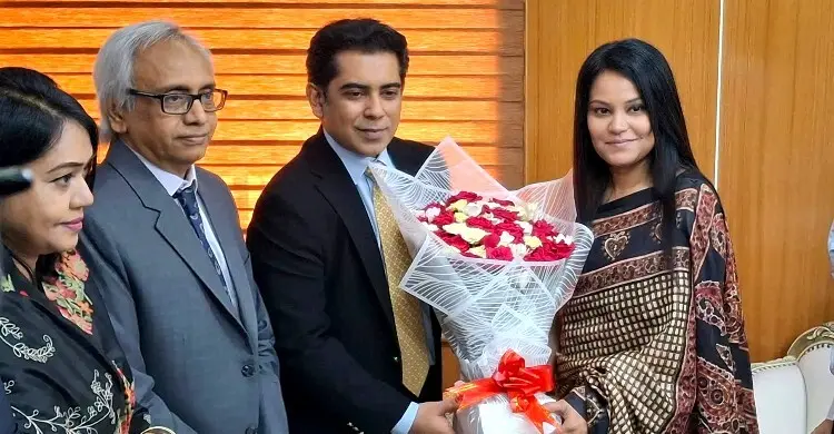 জনগণের তথ্য পাওয়ার অধিকার নিশ্চিত করতে কাজ করবে তথ্য কমিশন