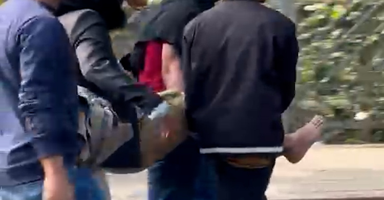 খালেদা জিয়ার জানাজায় এসে মৃত্যুর কোলে ঢলে পড়লেন যুবক