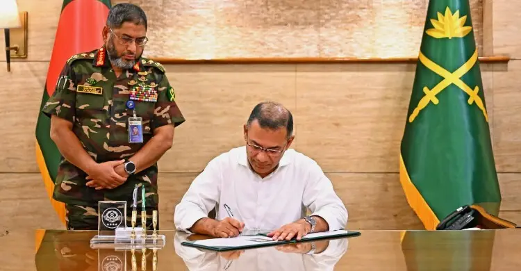 সেনা কর্মকর্তাদের পদোন্নতিতে মেধা-যোগ্যতাকে সর্বোচ্চ গুরুত্ব দিতে হবে
