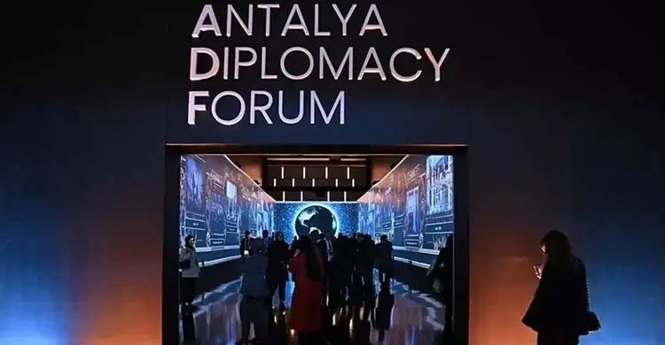 তুরস্কে বৈশ্বিক কূটনীতির বড় আয়োজন: যোগ দিচ্ছে ১৫০ দেশের নেতারা