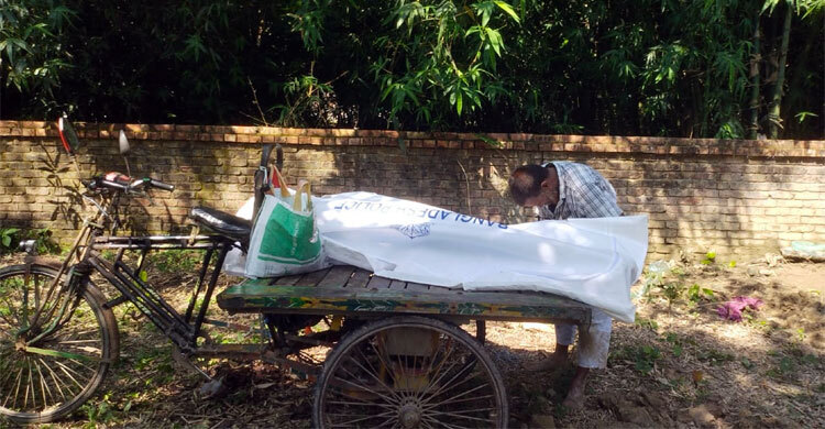 স্পিরিটপানে ৬ জনের মৃত্যু: ময়নাতদন্তের জন্য তোলা হলো চার মরদেহ