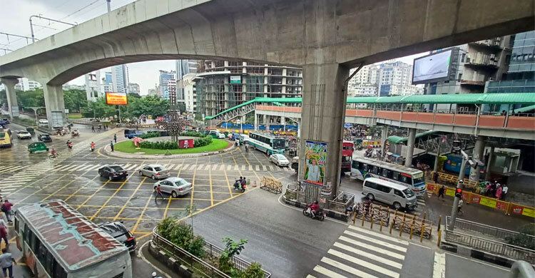 বৃষ্টিতে ঢাকার বায়ুর মানের উন্নতি, ৩ নম্বরে লাহোর