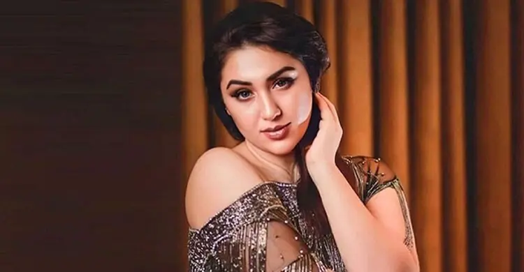 হঠাৎ বিয়ে নিয়ে মুখ খুললেন অপু বিশ্বাস