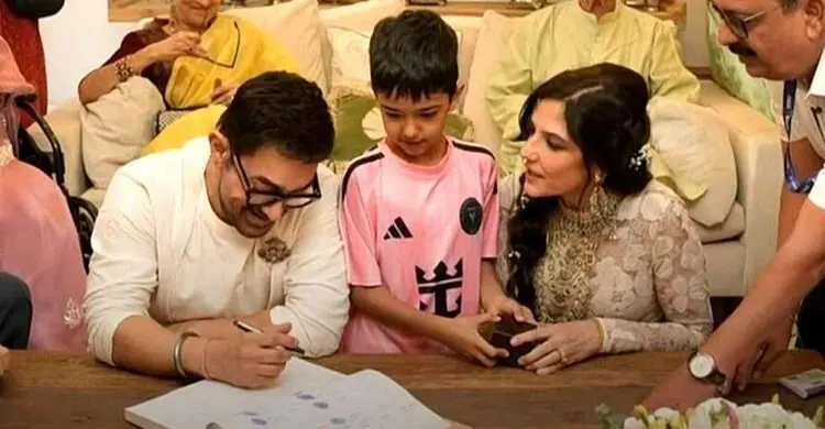 তৃতীয় বিয়েতে কেন আসেননি আমিরের দুই সাবেক স্ত্রী? জানালেন ঘনিষ্ঠ বন্ধু