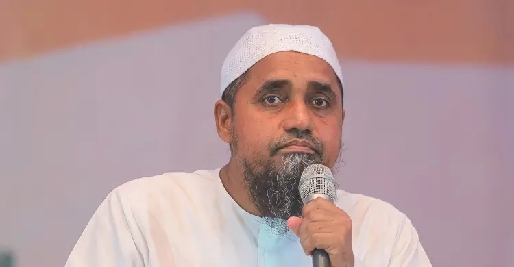 বাংলাদেশে আরাফার রোজা কবে? যা বললেন মুফতি আব্দুল মালেক