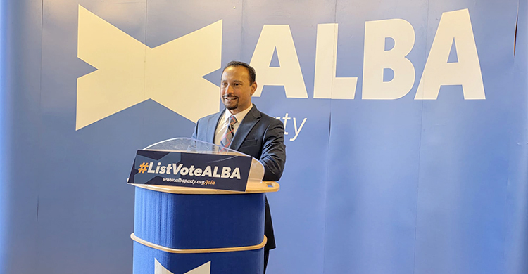 স্কটিশ পার্লামেন্ট নির্বাচনে লড়বেন বাংলাদেশি আবু মিরন