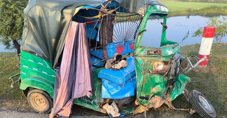 সুনামগঞ্জে বাসচাপায় সিএনজি অটোরিকশার ২ যাত্রী নিহত