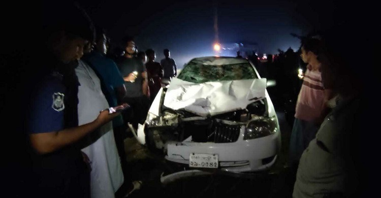 সিলেটে বেপরোয়া গতির প্রাইভেটকার কাড়লো মা-ছেলের প্রাণ