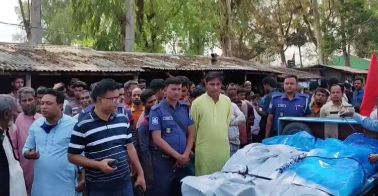 3 killed as truck hits autovan in Natore