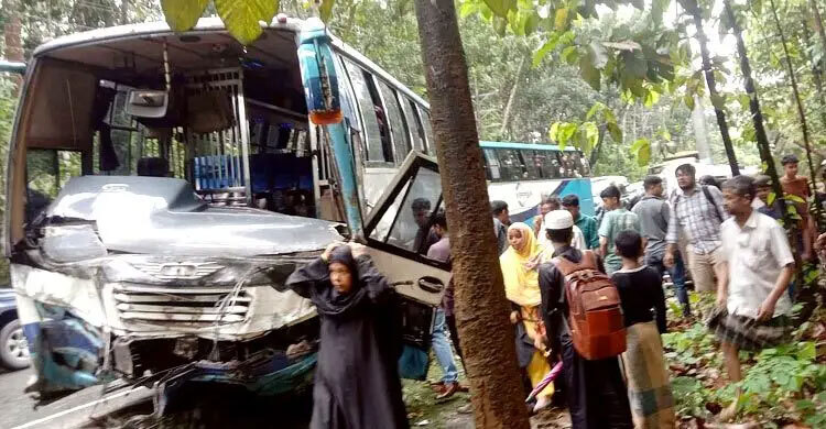 Five of a family killed in Cox’s Bazar bus-microbus collision