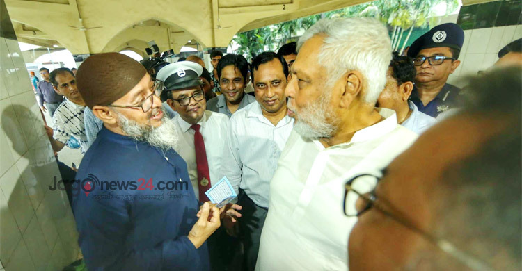 কমলাপুর স্টেশন পরিদর্শনে রেলপথ উপদেষ্টা