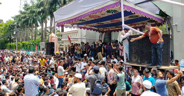 Ishraque's supporters give ultimatum to hand over mayoral duties