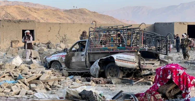 আফগানিস্তানে হামলা চালালো ইরান যুদ্ধের ‘শান্তির দূত’ পাকিস্তান, নিহত ৭