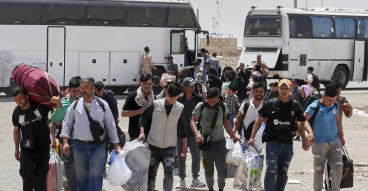 UN flags ‘overwhelming’ scale of Afghans returning from Iran