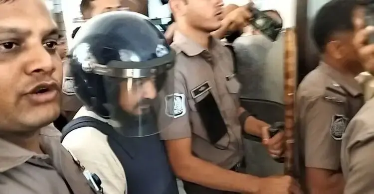 জুলাই হত্যা মামলা: ৩ দিনের রিমান্ডে সাবেক ডিজিএফআই পরিচালক