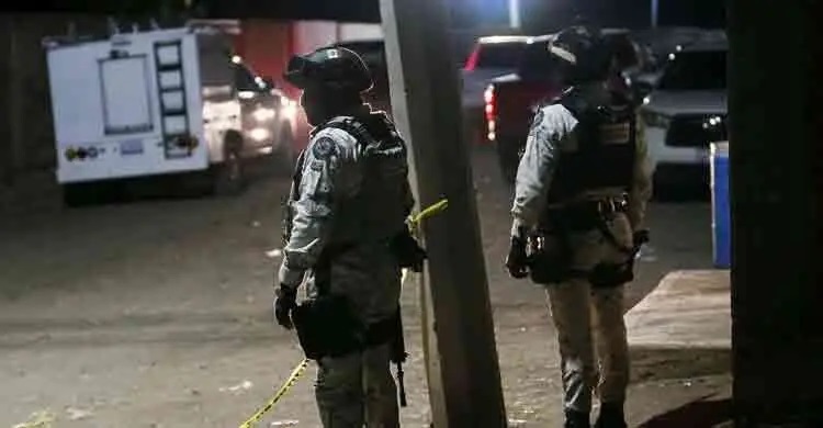 Gunmen kill 11 on Mexico football pitch