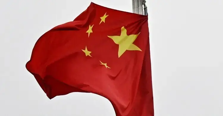 মার্কিন অবরোধের মধ্যেও হরমুজ প্রণালি অতিক্রম করেছে চীনা জাহাজ