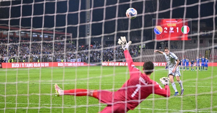 ইতালিকে হারিয়ে বিশ্বকাপে বসনিয়া, টানা তৃতীয়বার বাদ চারবারের চ্যাম্পিয়ন