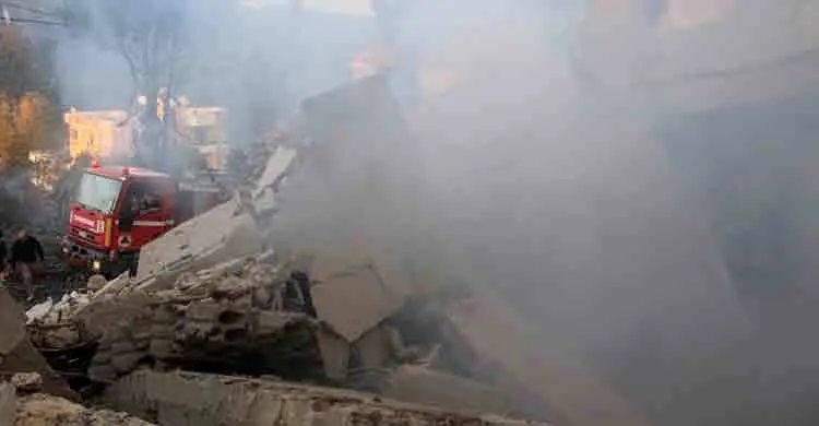 Israel launches fresh air attacks on Lebanon