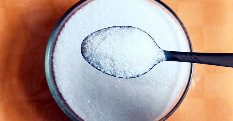 বাজারে চিনির সরবরাহ পর্যাপ্ত, ‘আরও কমে’ বিক্রি সম্ভব