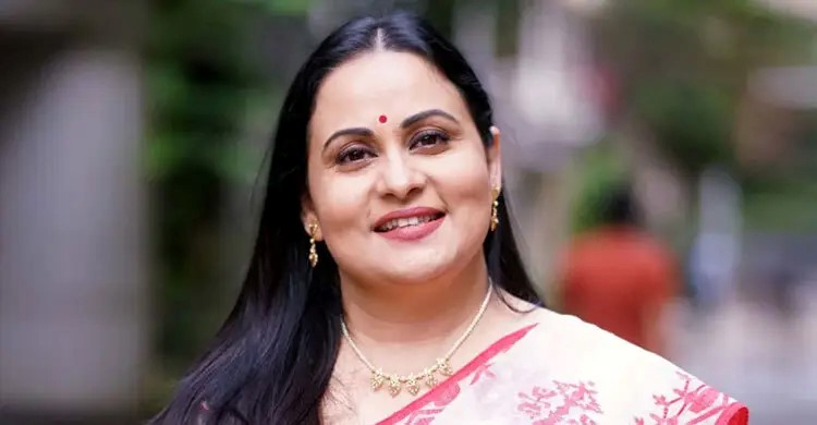 যেভাবে অভিনেত্রী থেকে নির্মাতা হয়েছেন আফসানা মিমি