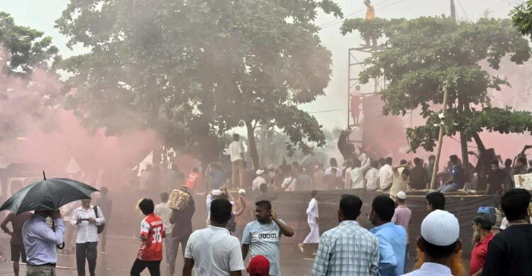 মানিক মিয়া অ্যাভিনিউতে অনুষ্ঠানস্থলে বেলুন বিস্ফোরণ, আহত ১০