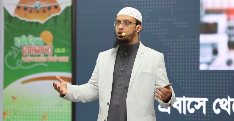 ভিন্ন চোখে ফুটবল বিশ্বকাপ