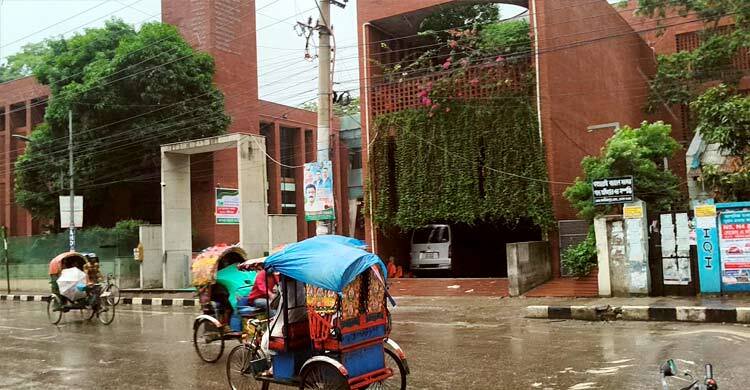 ঈদের ছুটি আর বৃষ্টিতে ঢাকার বায়ু আজও ‌‘সহনীয়’