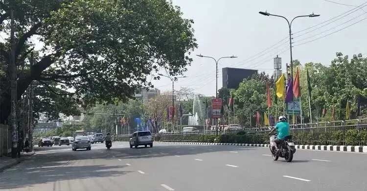 বায়ুদূষণের শীর্ষে আজ দিল্লি, ঢাকা ৮ নম্বরে