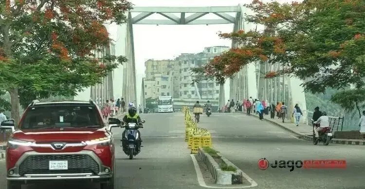 ঢাকার বাতাস আজ ‘সংবেদনশীলদের জন্য অস্বাস্থ্যকর’