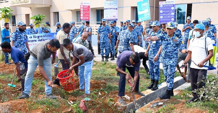 ডেঙ্গু-চিকুনগুনিয়া রোধে বিমানবাহিনীর সচেতনতামূলক কর্মসূচি