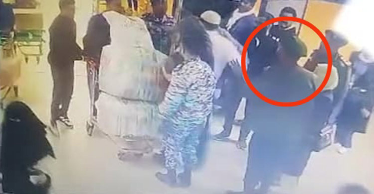 শাহজালাল বিমানবন্দর থেকে সরানো হলো দুই নিরাপত্তাকর্মীকে