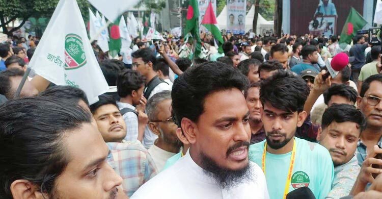 নতুন বাংলাদেশের ইশতেহার হবে পথপ্রদর্শক: আখতার