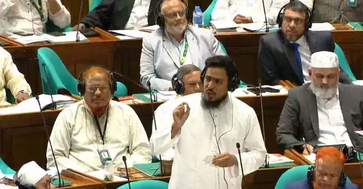 জুলাই সনদ বাস্তবায়নে বিএনপি কেন ব্যাকস্টেপে যেতে চায়, প্রশ্ন আখতারের