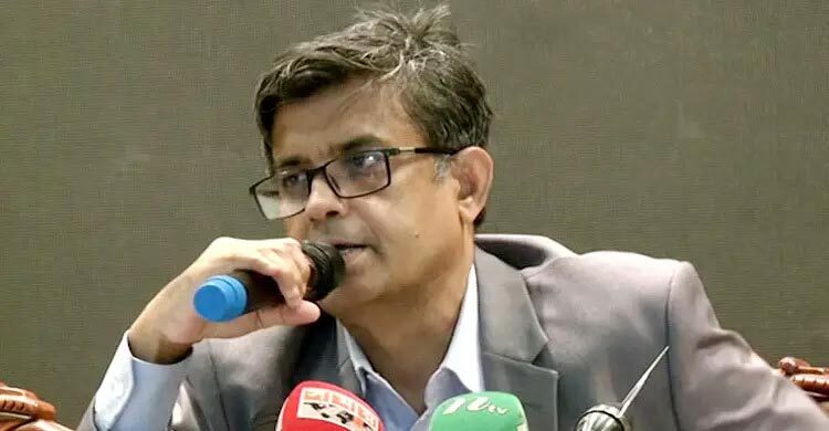 জুলাই বিপ্লবের লাখো মানুষকে ‘সন্ত্রাসী’ আখ্যা দিয়েছেন শেখ হাসিনা