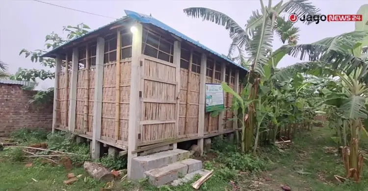 আলু সংরক্ষণের &lsquo;মডেল ঘরে&rsquo; চলছে সংসার