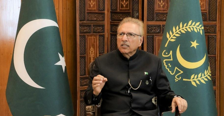 Pakistan president denies approving laws giving military more power