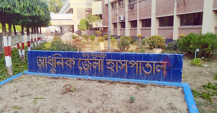 জ্বালানির বরাদ্দ শেষ, দেড় মাস ধরে বন্ধ অ্যাম্বুলেন্স