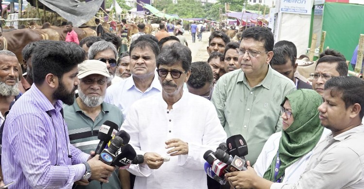 পশুর হাটে নিরাপত্তা ও জাল টাকা ঠেকাতে সর্বাত্মক ব্যবস্থা নিয়েছে সরকার