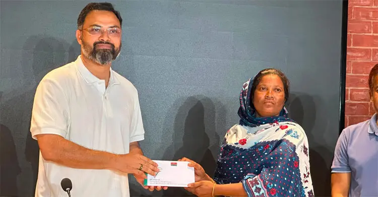 স্মৃতি কিসকুর মাকে চাকরি দেবেন ক্রীড়া প্রতিমন্ত্রী