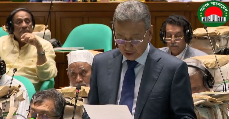 ১ জুলাই থেকে ধাপে ধাপে নতুন বেতন কাঠামো বাস্তবায়নের ঘোষণা অর্থমন্ত্রীর
