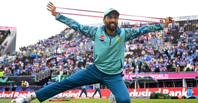 ভারতকে সেমিফাইনালে দেখছেন না আমির