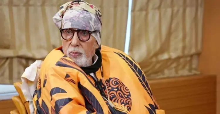 অস্ত্রোপচারের পর কেমন আছেন অমিতাভ? জানালেন নিজেই